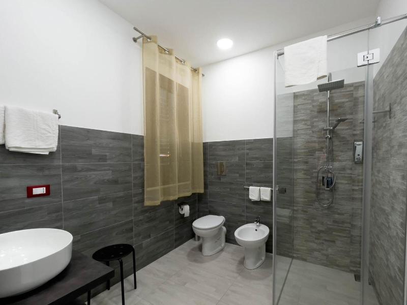 B&B Kore image