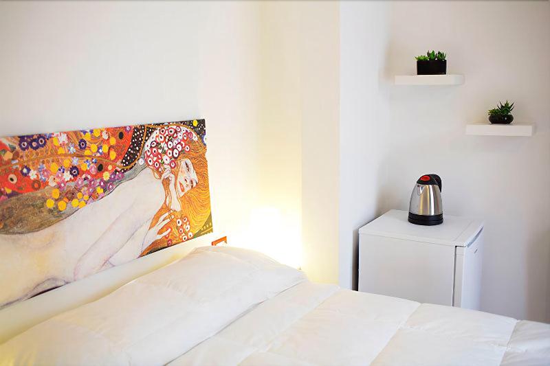 B&B Kore image