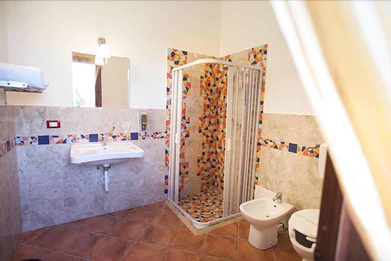 B&B Kore image