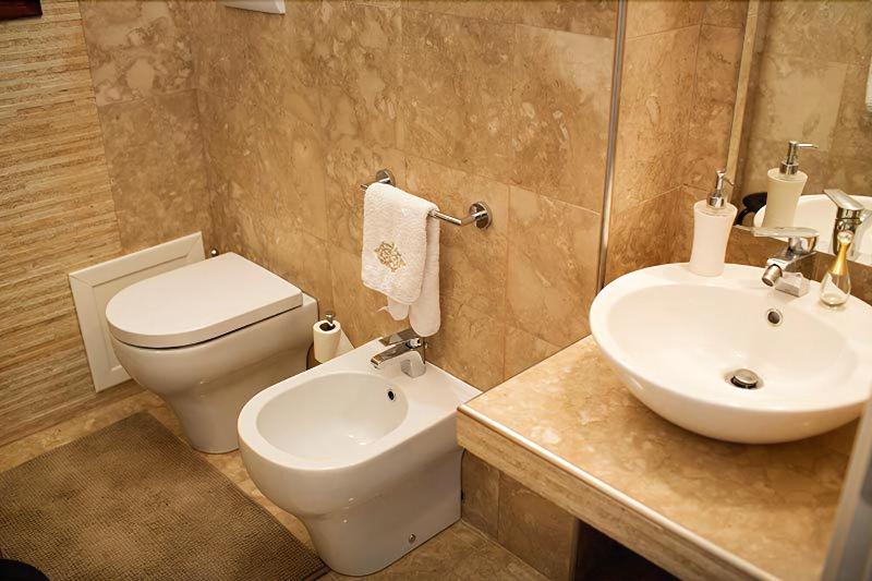 B&B Kore image