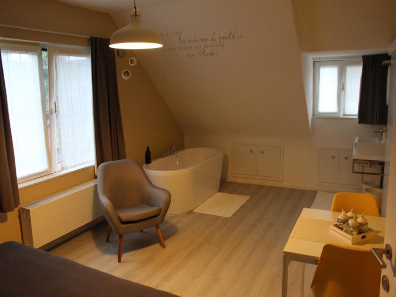 Saffels Nest image