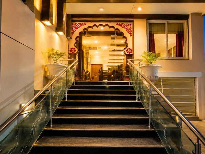 Hotel Royal Palm image