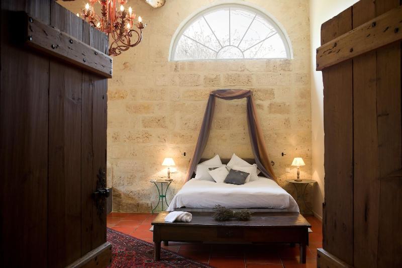 Château Latour Segur Suites & Spa image