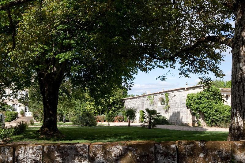 Château Latour Segur Suites & Spa image