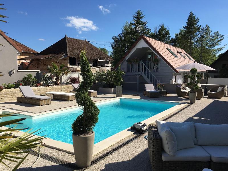 Villa De La Croix image