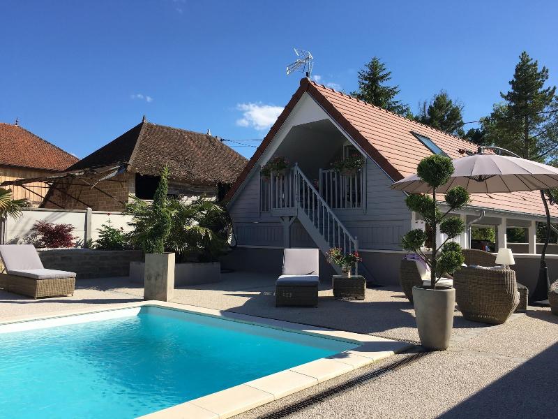 Villa De La Croix image