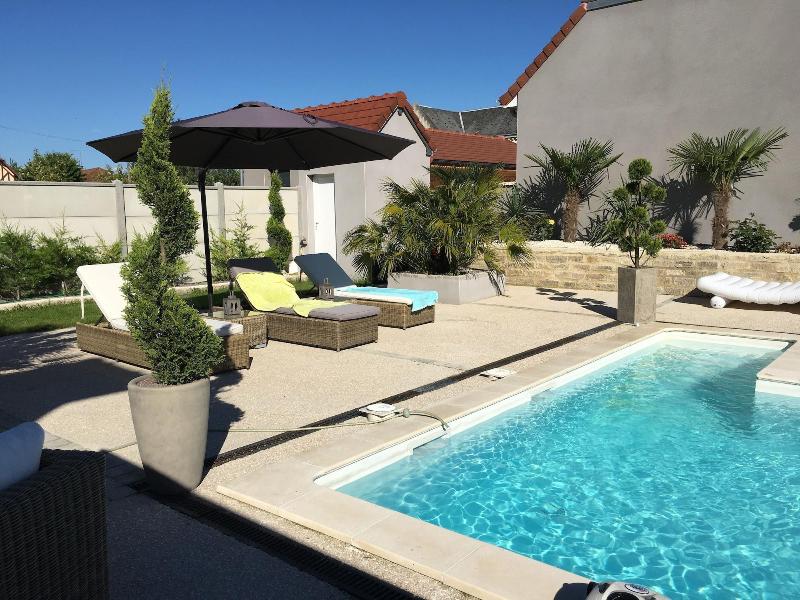Villa De La Croix image