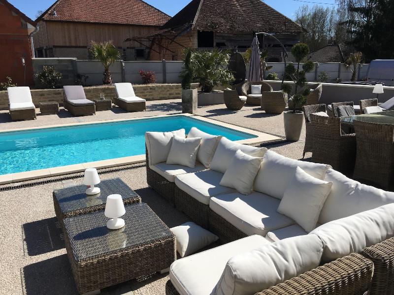 Villa De La Croix image