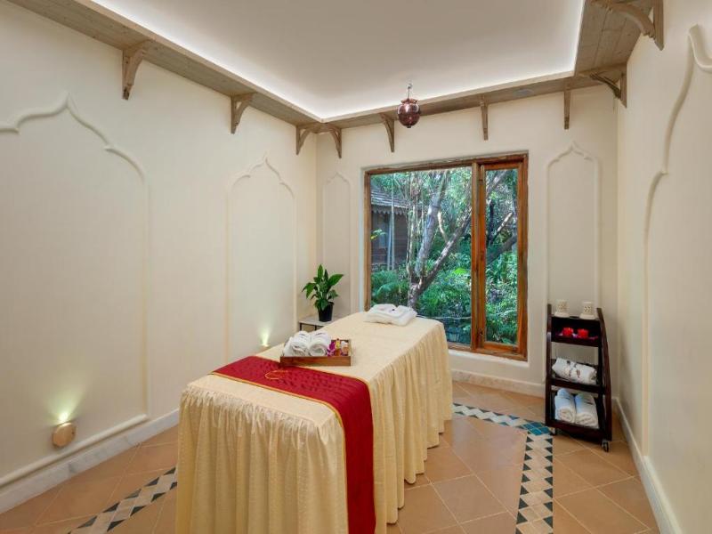Golden Tulip Goa Mandrem image