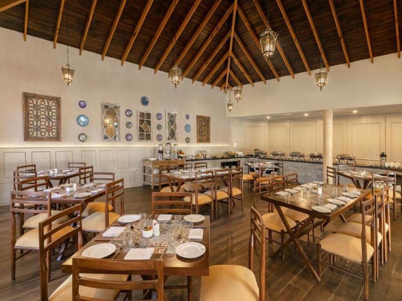 Golden Tulip Goa Mandrem image