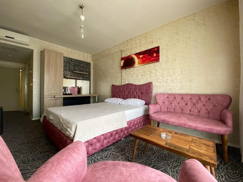 Tuyap Pin Suite image
