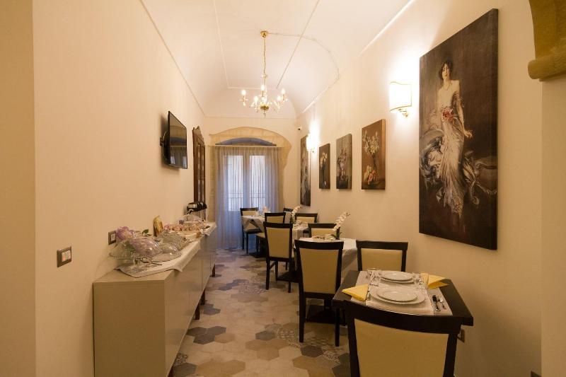 Palazzo Tasca Guest House & Luxury Suite