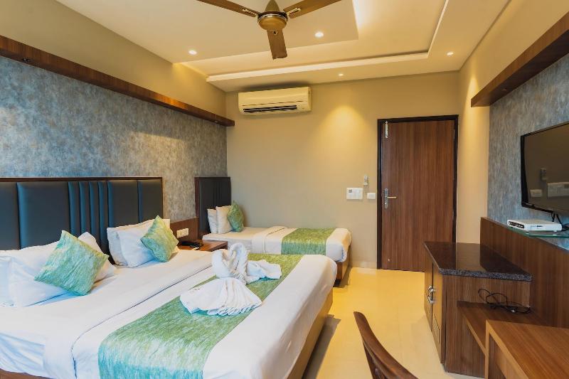 Hotel Amritsar International image