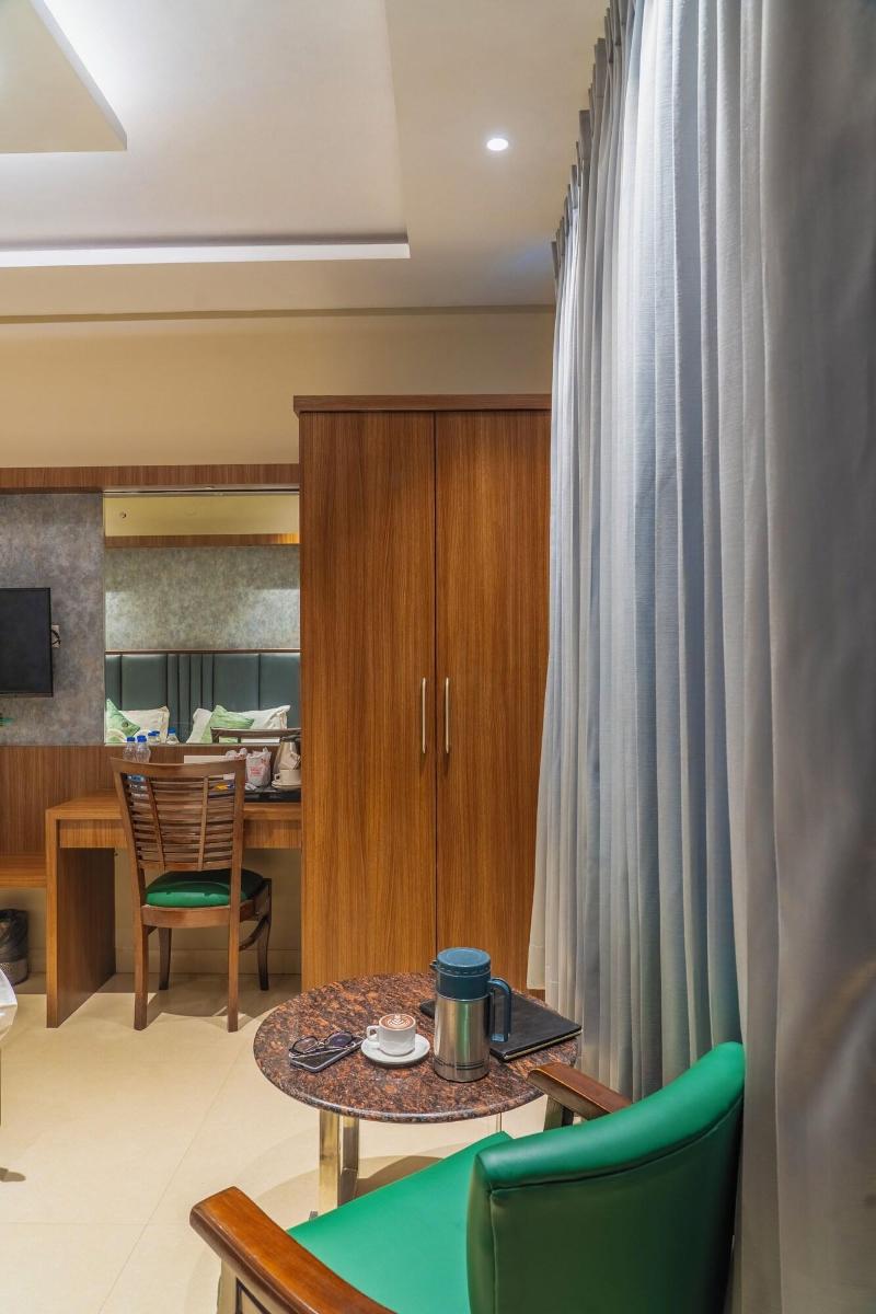 Hotel Amritsar International image