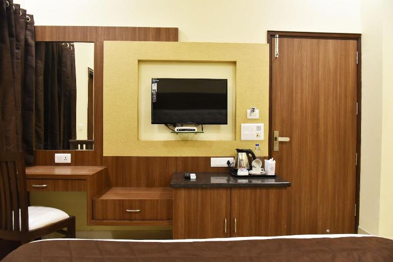 Hotel Amritsar International image