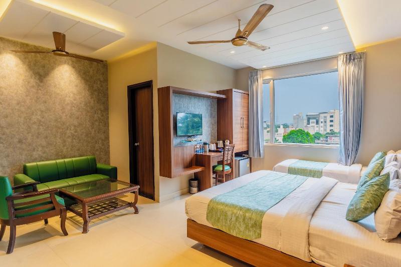 Hotel Amritsar International image
