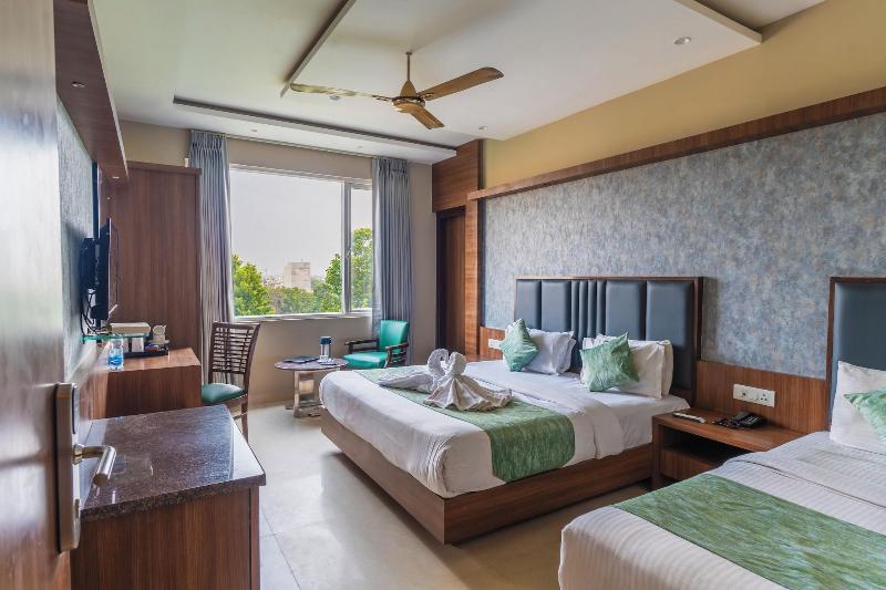 Hotel Amritsar International image