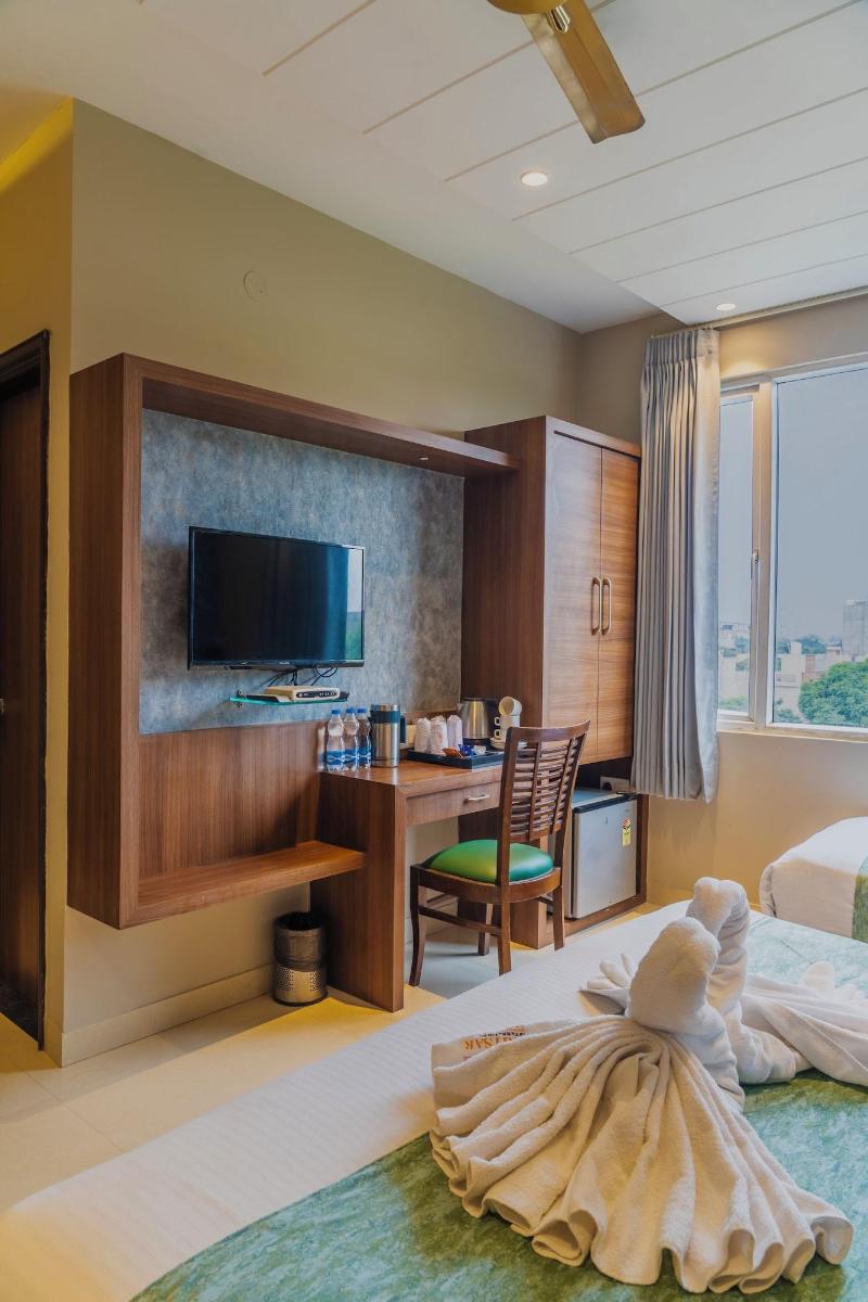 Hotel Amritsar International image