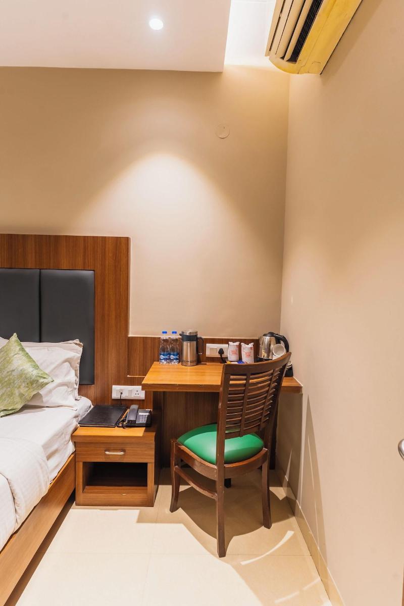 Hotel Amritsar International image