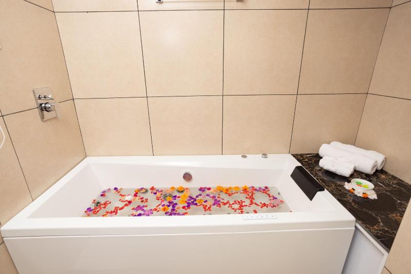 Hotel Star Emirates image