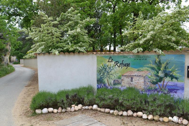 Le Refuge image