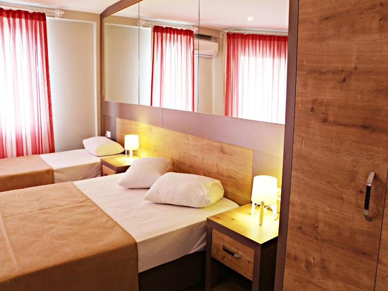 Ferah Hotel