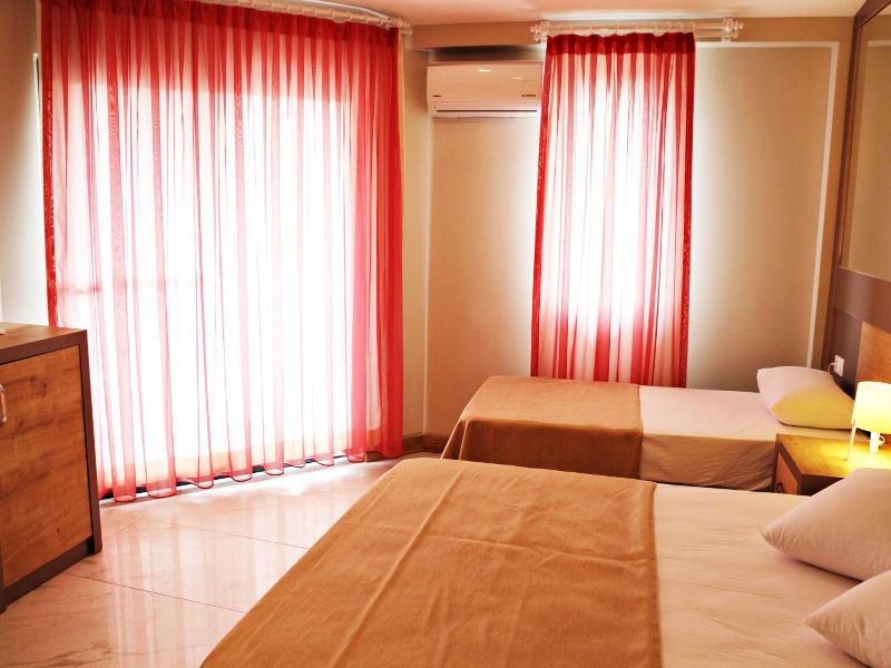 Ferah Hotel
