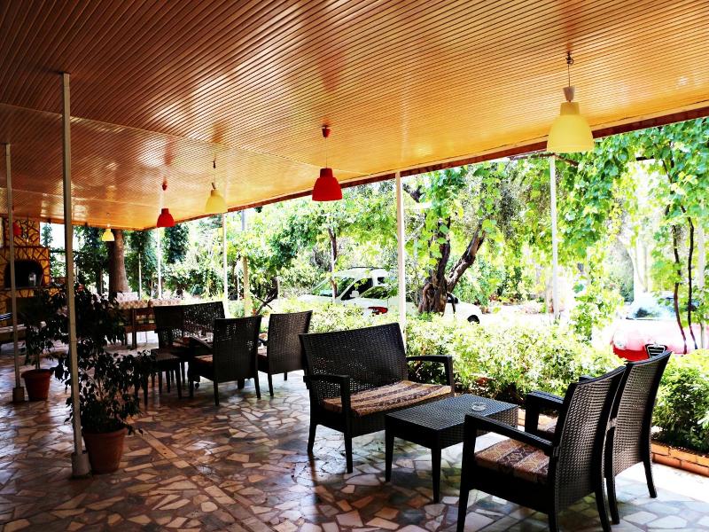 Ferah Hotel