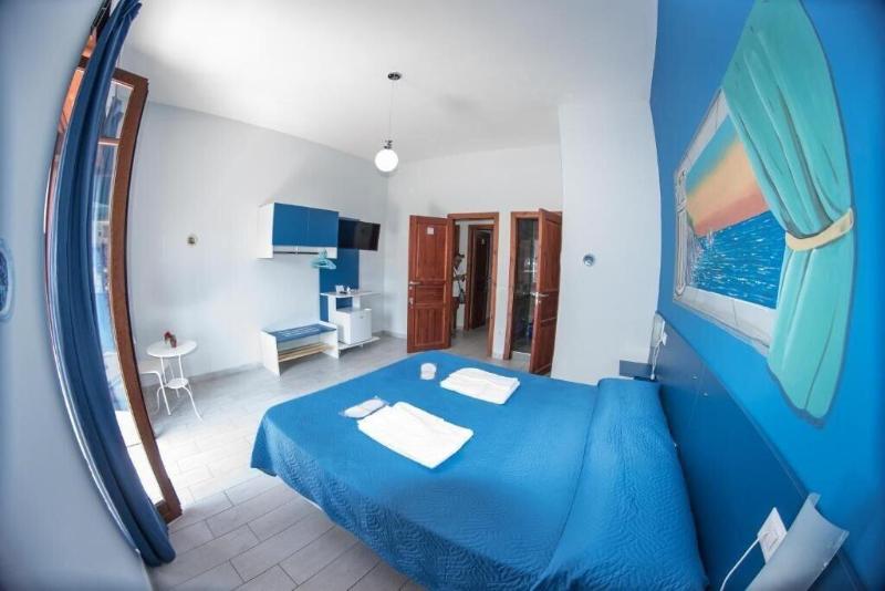 B&B Isole image