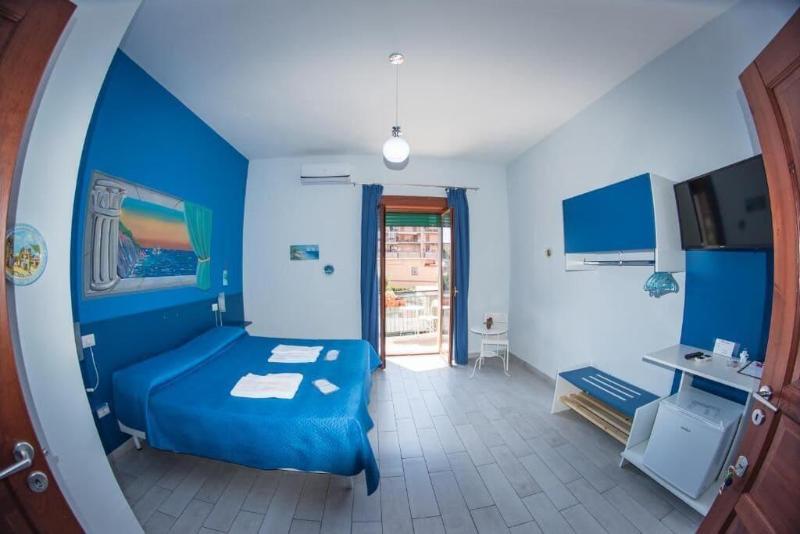 B&B Isole image