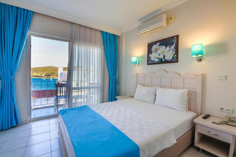 Bora Hotel image