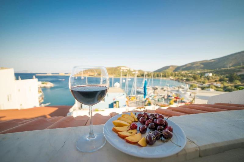Bora Hotel image