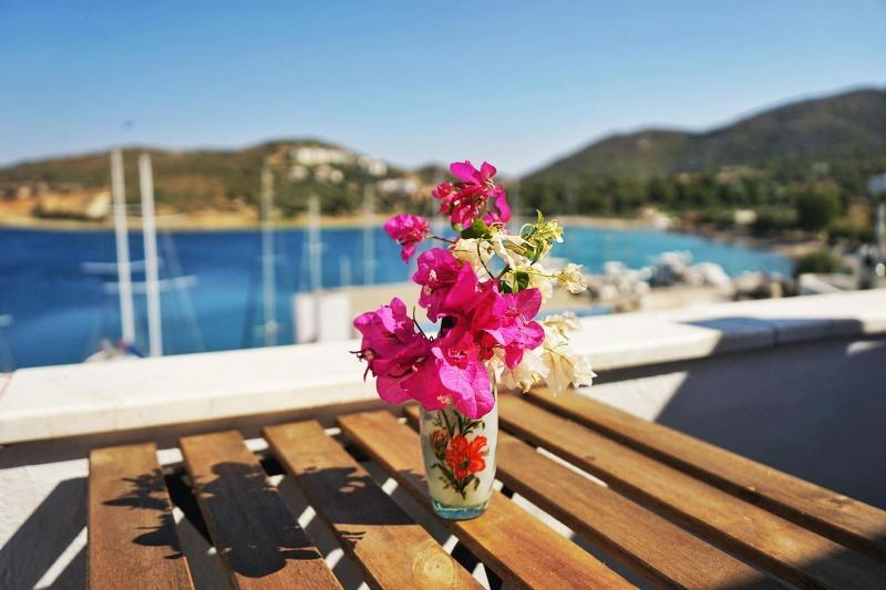 Bora Hotel image