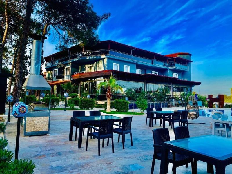 White Heaven Hotel