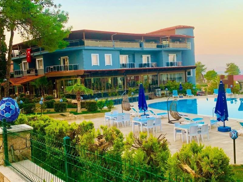 White Heaven Hotel