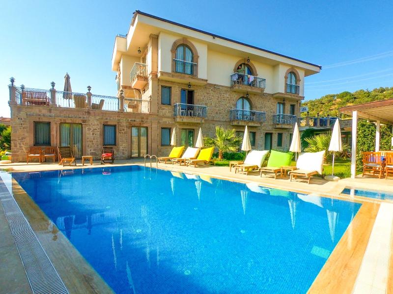 Cunda Rota Hotel