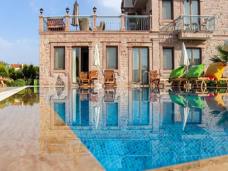 Cunda Rota Hotel