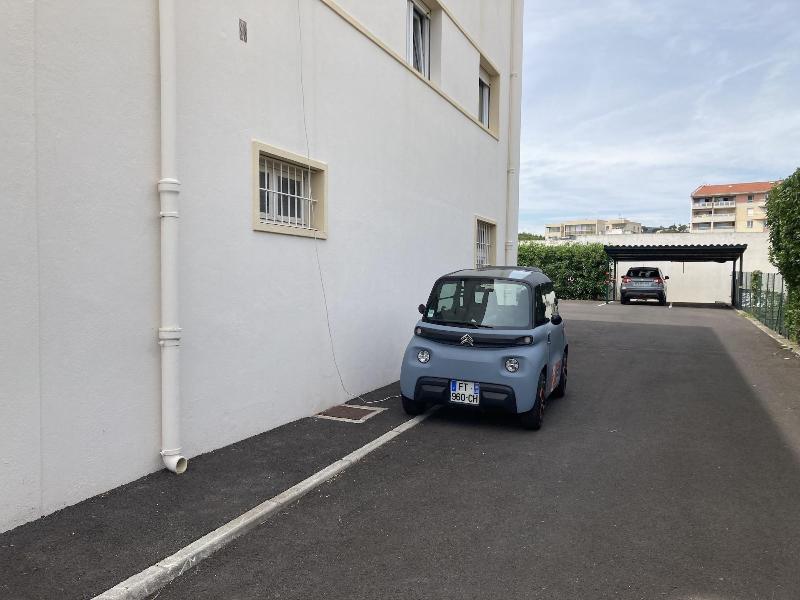 Cannes City B&B image