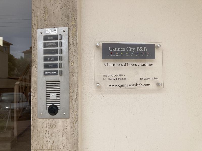 Cannes City B&B image