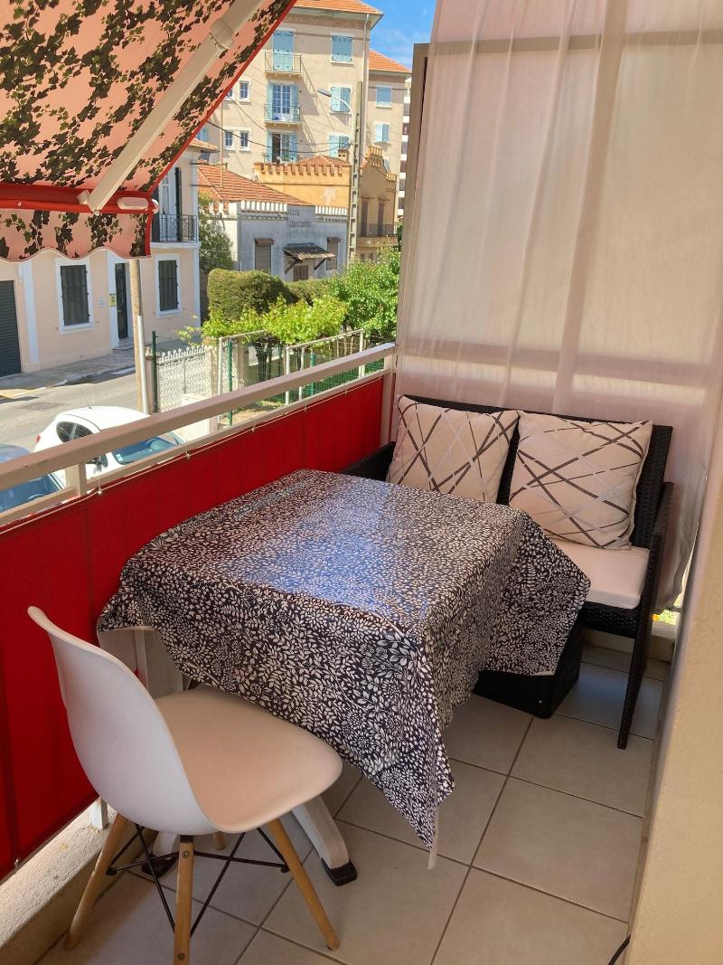 Cannes City B&B image
