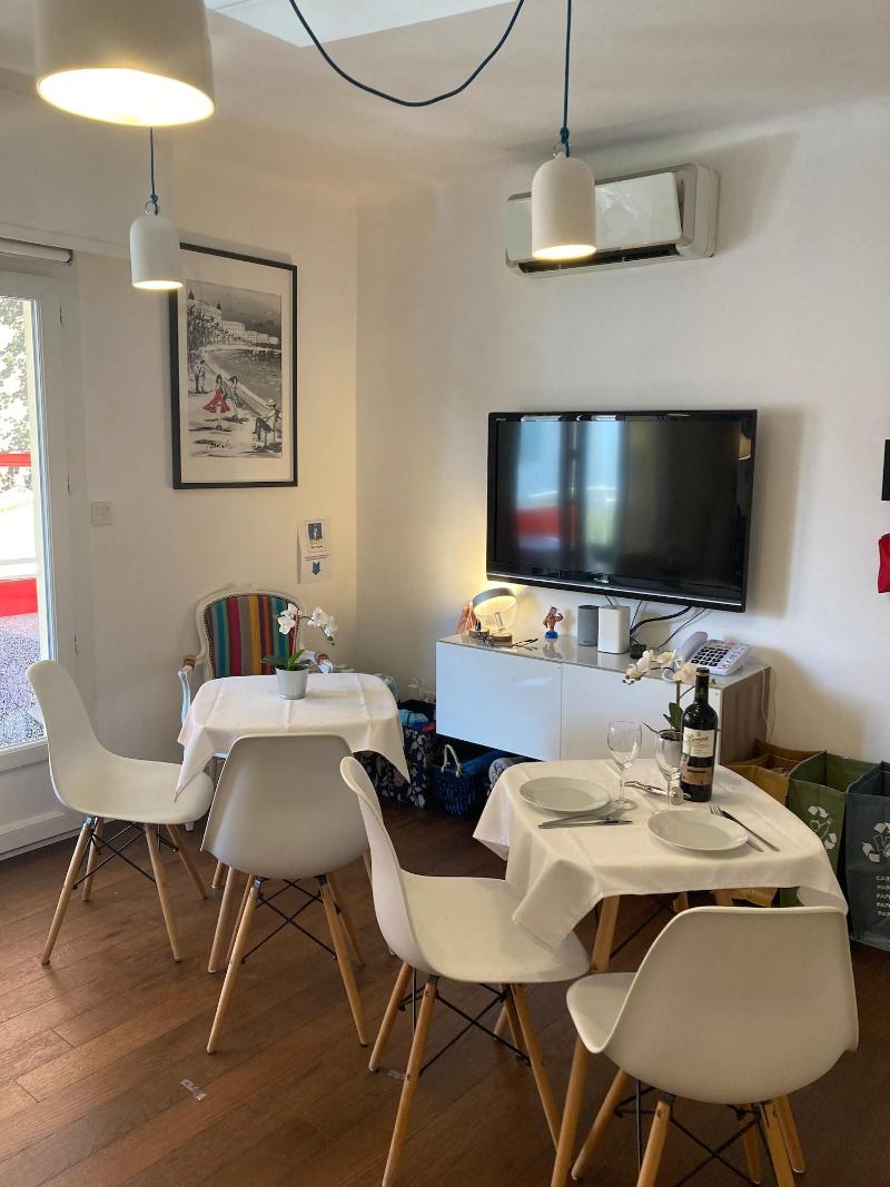 Cannes City B&B image