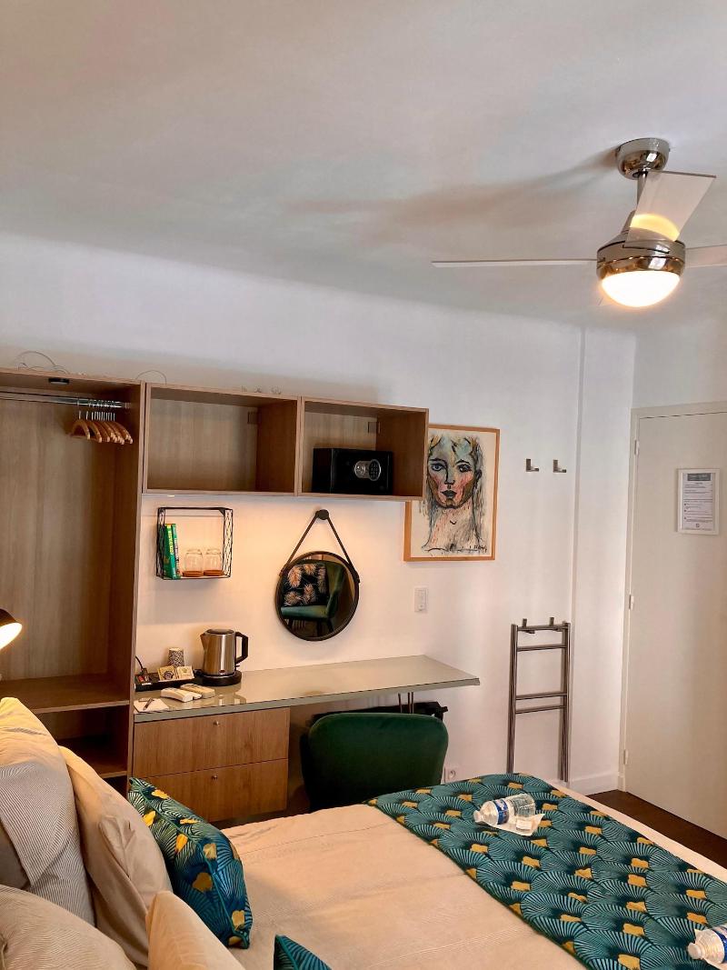 Cannes City B&B image