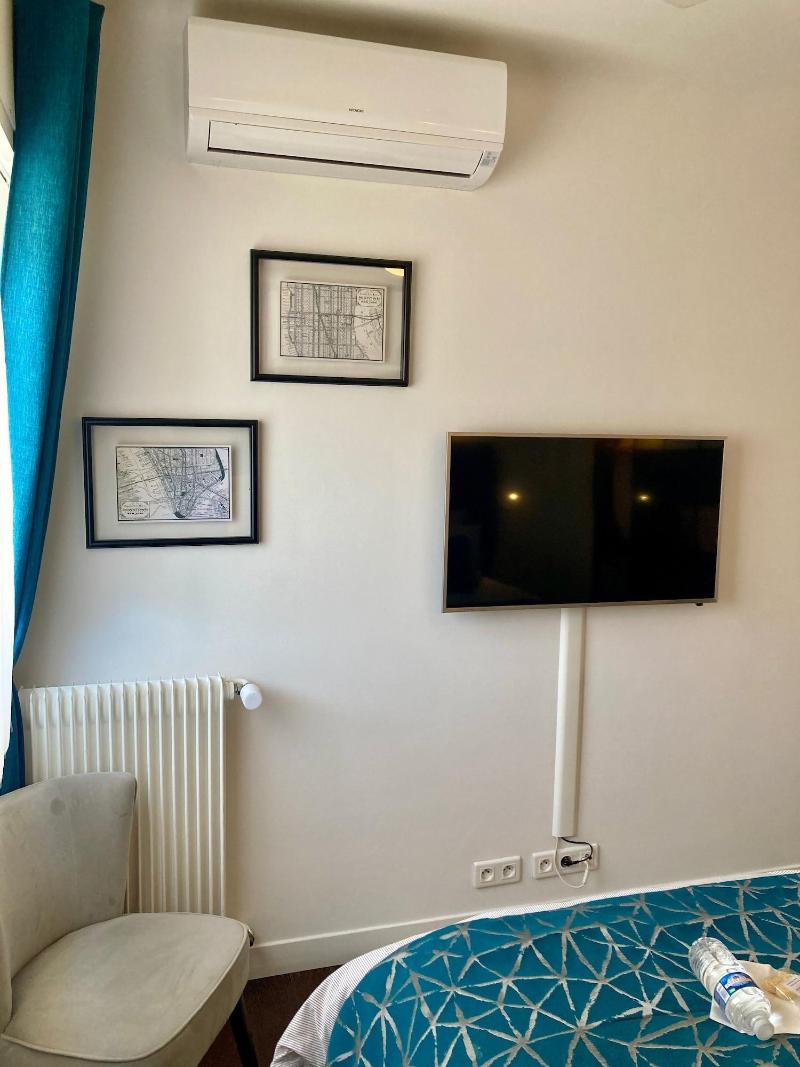 Cannes City B&B image