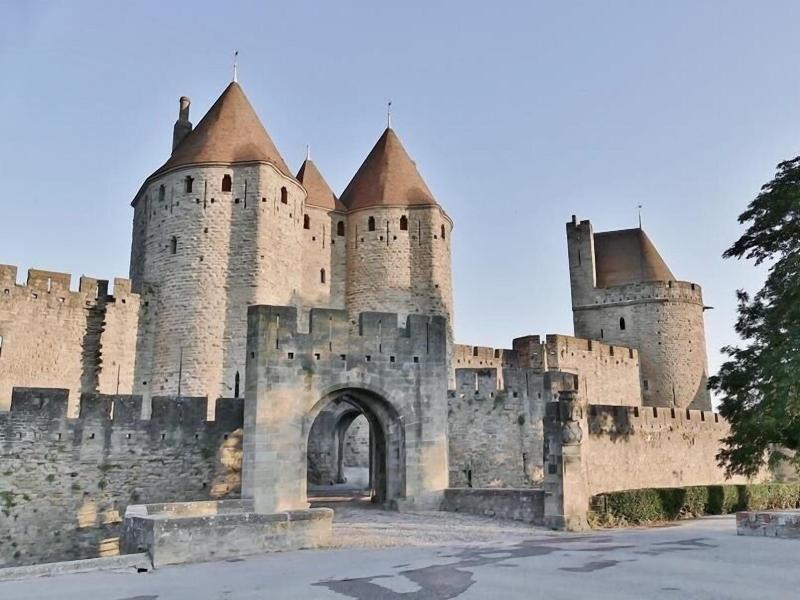 Entre Bastide Et Cite image