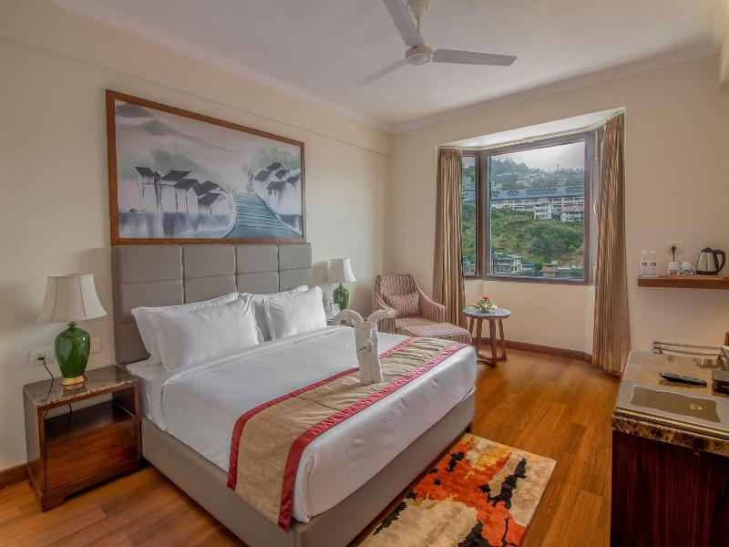 Larisa Resort, Shimla image