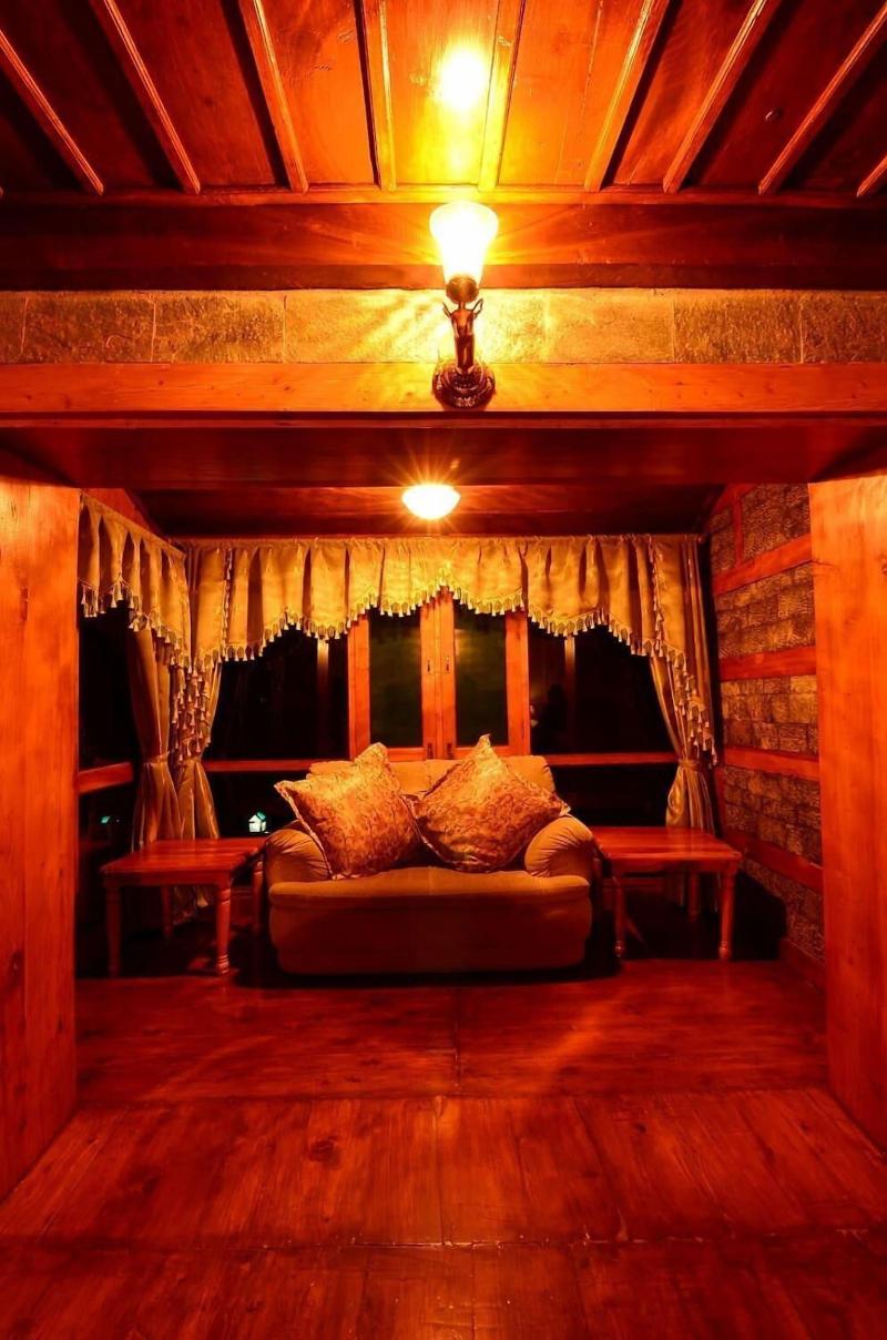 Himalayan Kothi Kais image