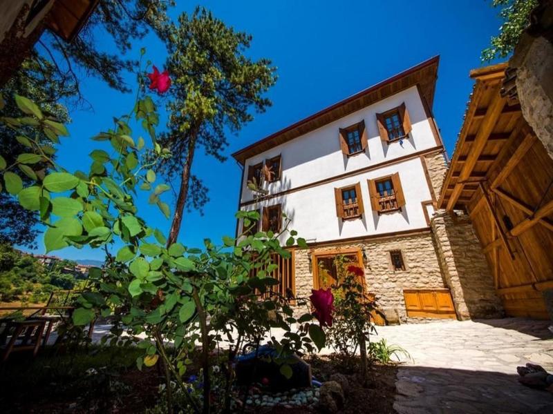 Akbulut Konak