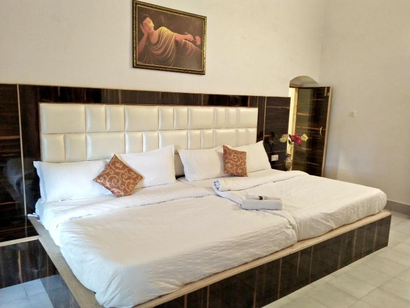Hotel Shanti Mount Abu 5