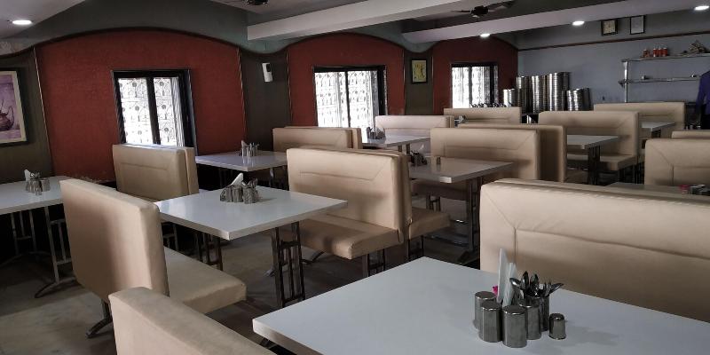 Hotel Dev Residency, 350 Meters from Nakki Lake