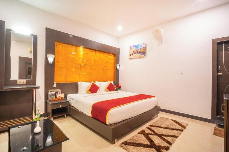 Coorg Jungle Camp Backwater Resort image